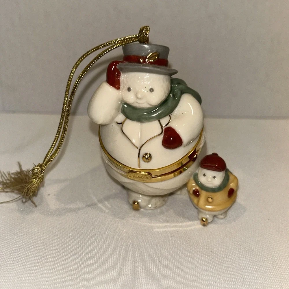 Lenox Christmas Holiday‎ Ornament Skating Snowman Hinged Trinket Box